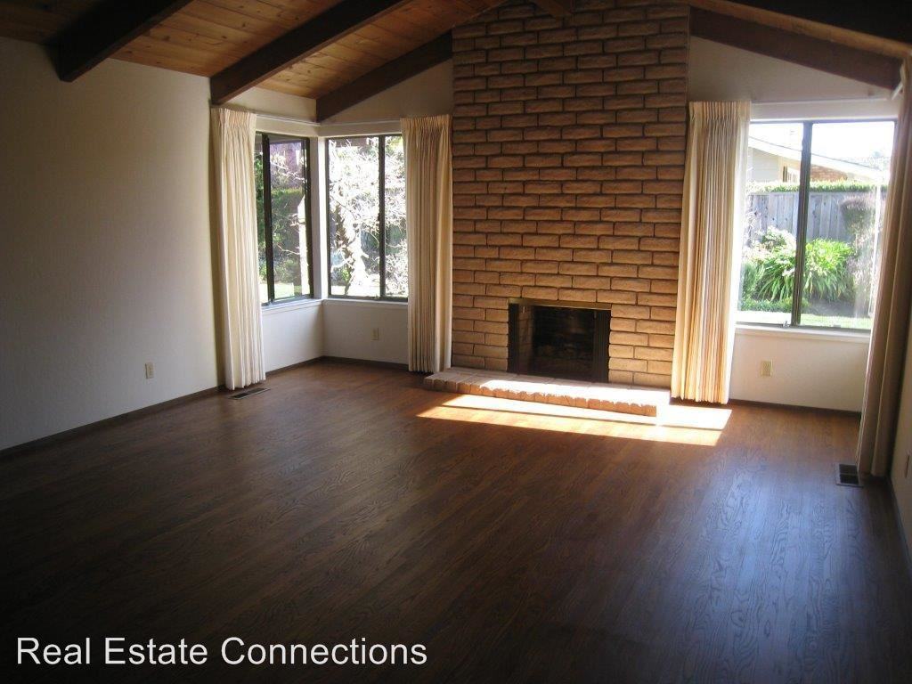 19394 Brockton Ln - Photo 2 of 8