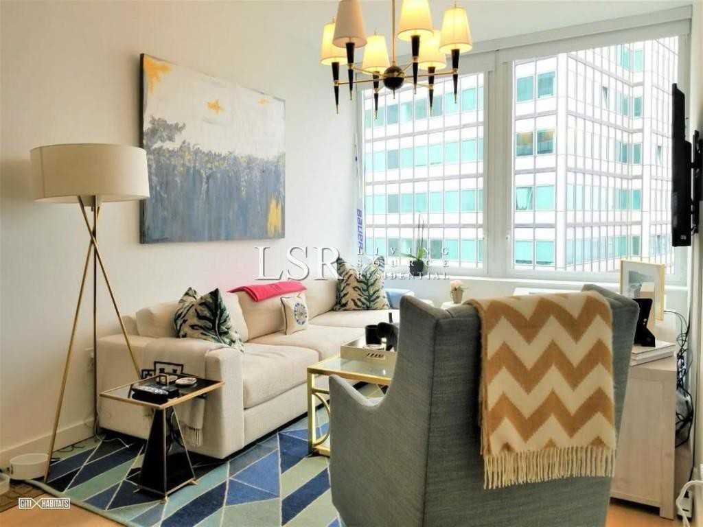 180 Water St #2106