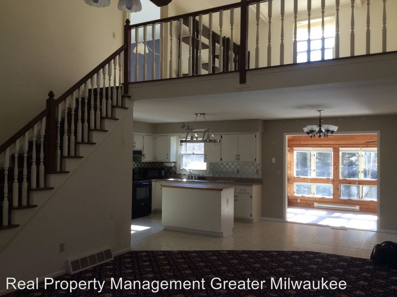 W1325 S Shore Dr - Photo 2 of 7