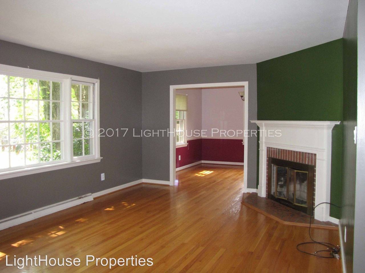 3300 Sky View Pl - Photo 3 of 23