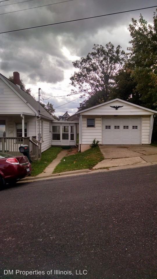 106 Peru Ave - Photo 2 of 18