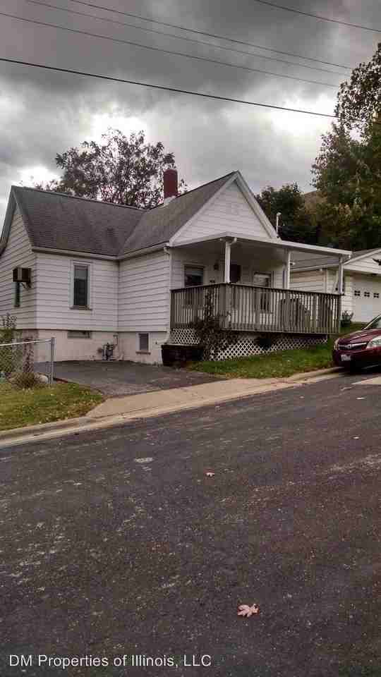 106 Peru Ave - Photo 3 of 18