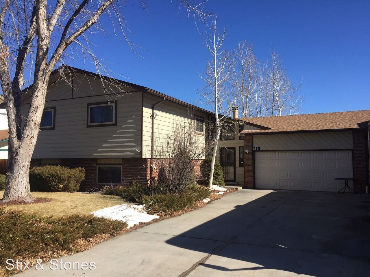 880 Cottonwood Dr - Photo 2 of 21