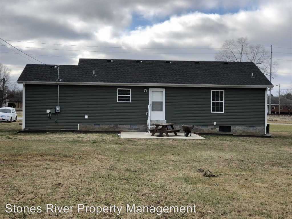 514 NE Atlantic St - Photo 2 of 26