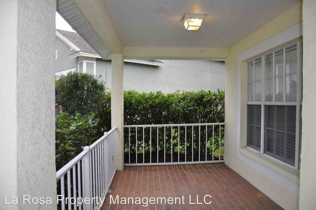 2132 Brandon Park Cir - Photo 2 of 4