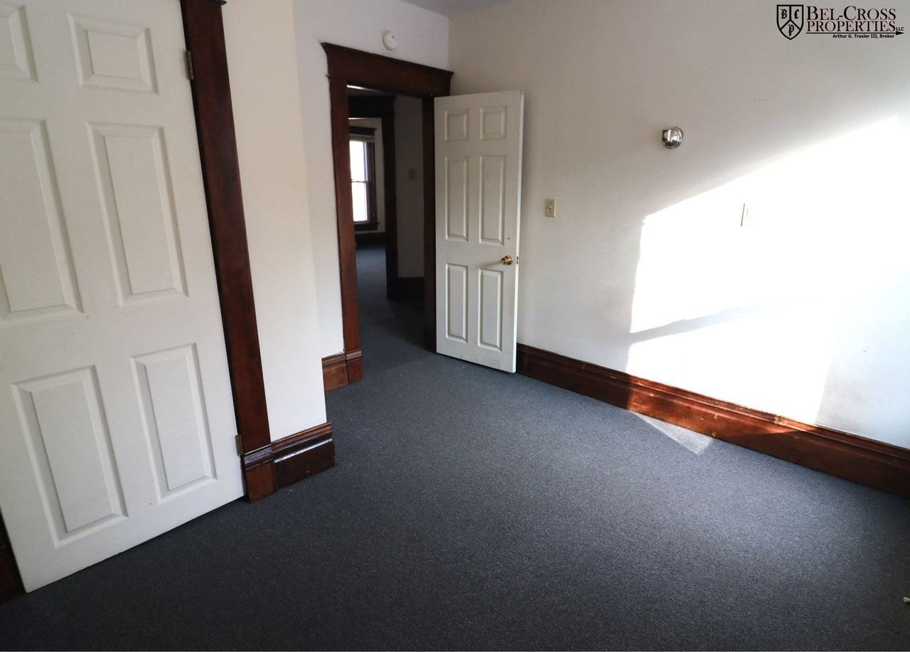 145 Dorsey Avenue - Photo 3 of 7