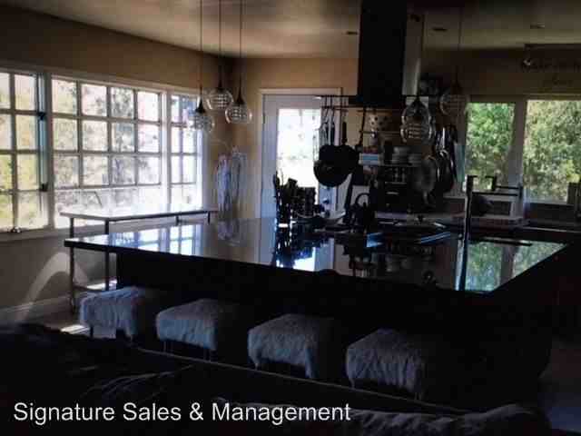 14180 Laurel Dr - Photo 3 of 12