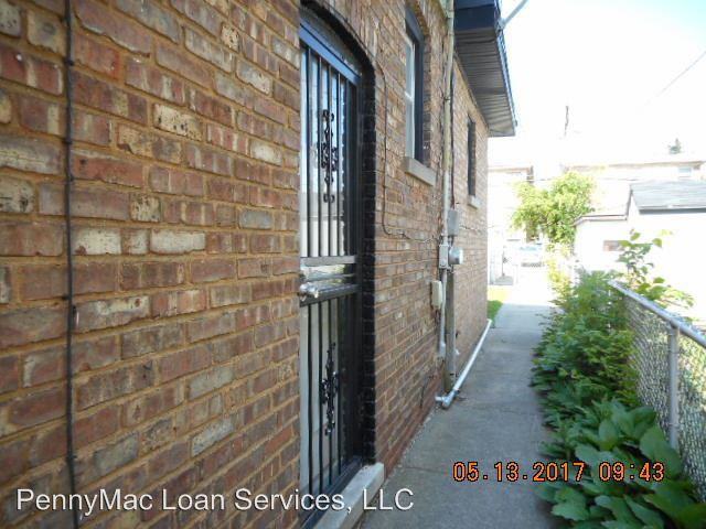 2112 S 24th Ave - Photo 3 of 14