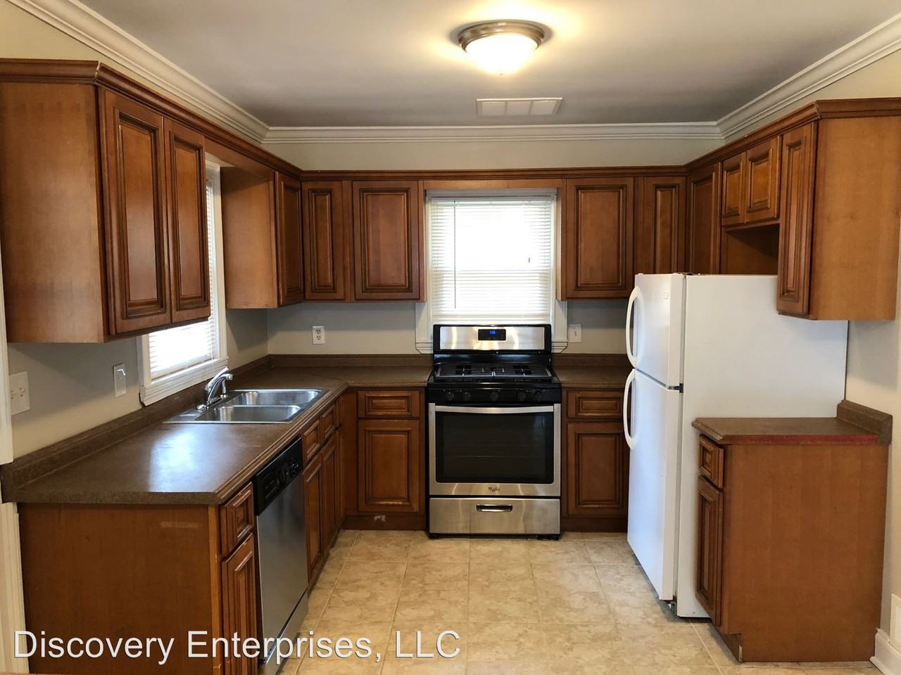 2516 Ivydale Dr SW - Photo 3 of 17