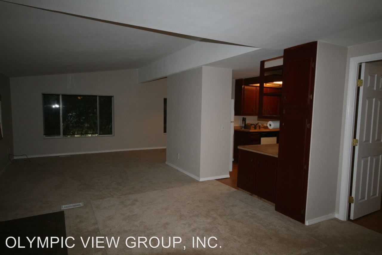 1840 Island Dr NW - Photo 2 of 19
