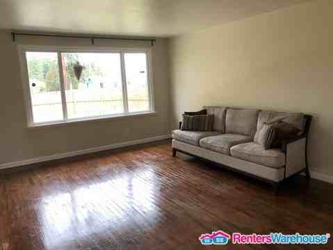 2031 53rd St SE - Photo 2 of 9