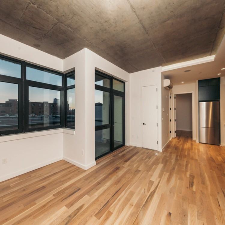 44 Kent Street #309