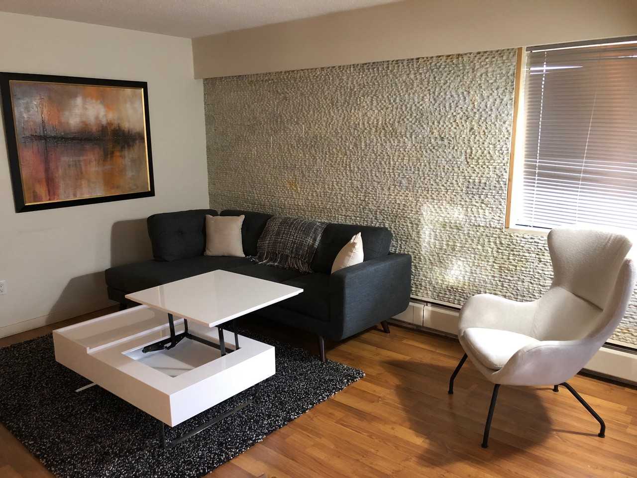 12th Avenue & Oak Street #103