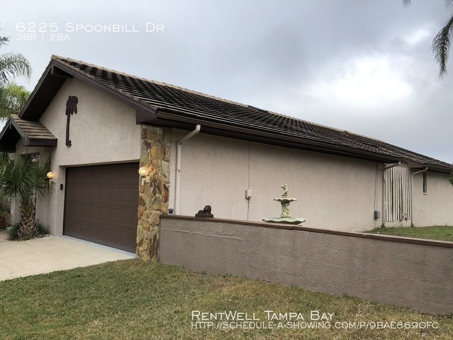 6225 Spoonbill Dr - Photo 2 of 7