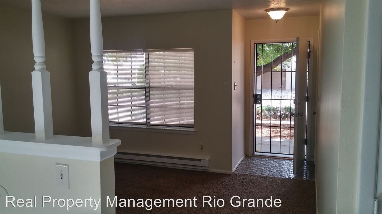 12944 Carrie Pl SE - Photo 2 of 11