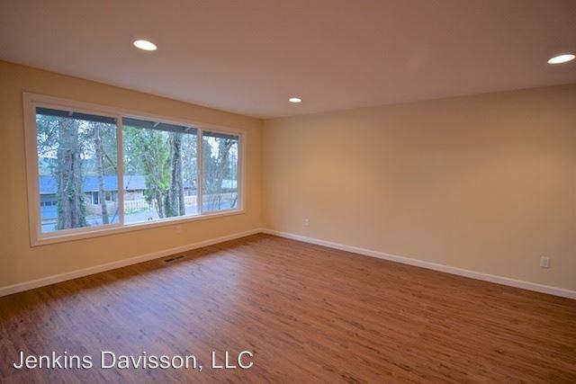 18610 Midhill Cir - Photo 2 of 24