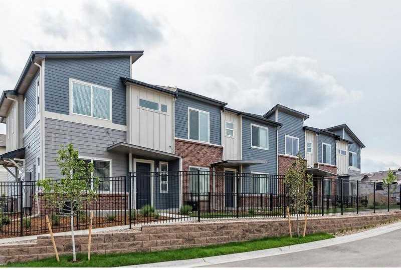 Willow Point Townhomes - Photo 2 of 19