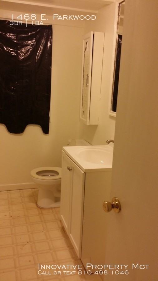 1468 E Parkwood Ave - Photo 2 of 8