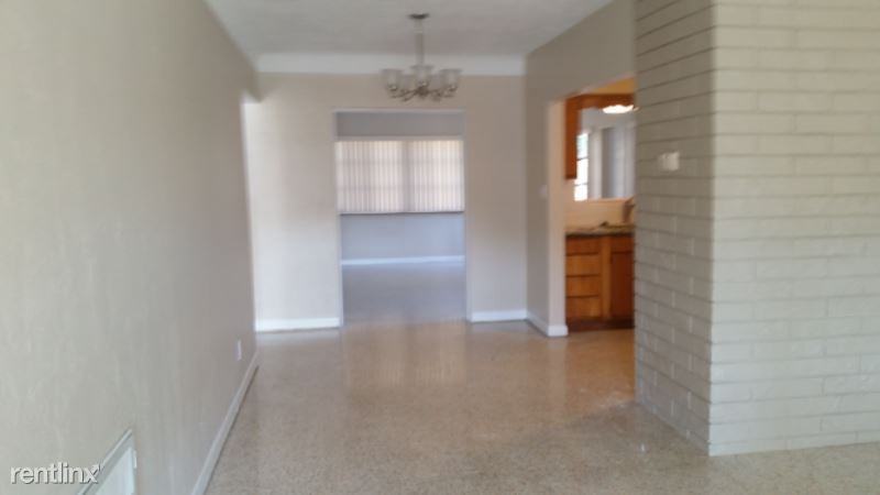 9813 51st Ave N - Photo 3 of 8