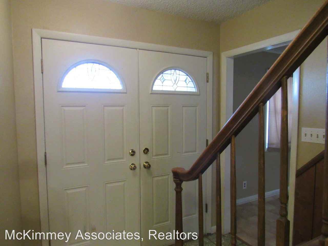 419 W Palm St - Photo 3 of 27