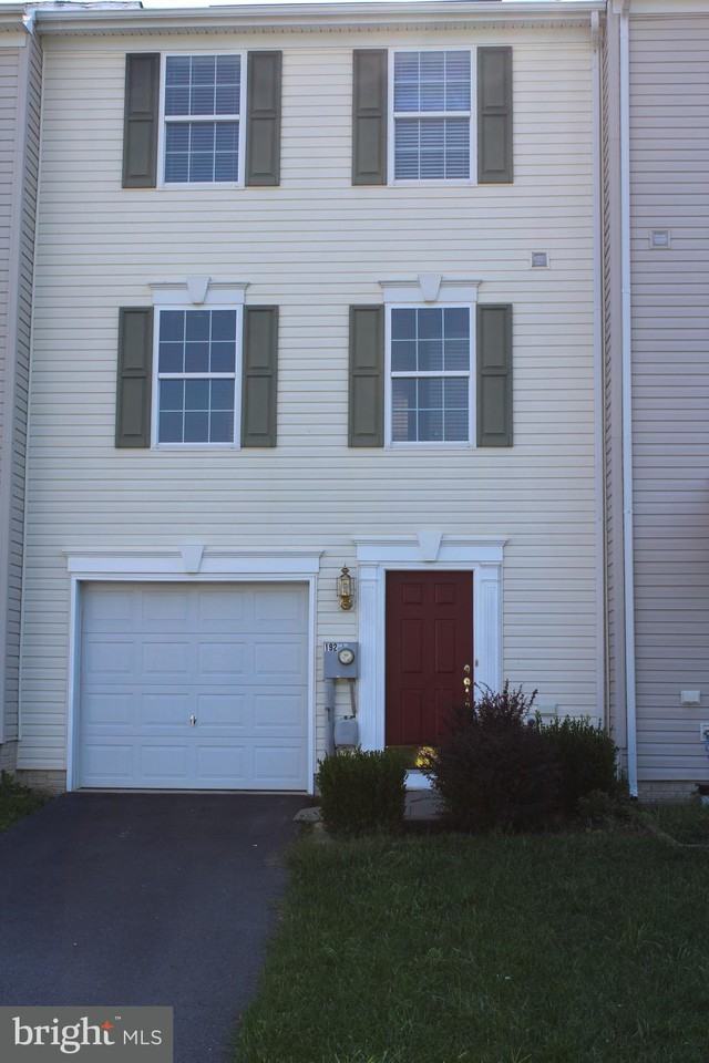 192 Rumbling Rock Rd - Photo 2 of 28
