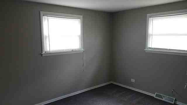 16560 Honore Ave - Photo 3 of 8