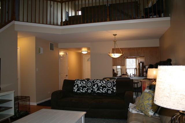 1044 Chelsea Dr - Photo 2 of 6