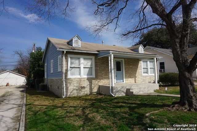 715 Elmwood Dr - Photo 3 of 21