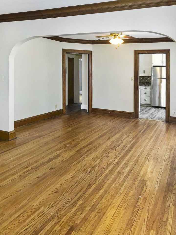 133 8th Ave S - Photo 3 of 18