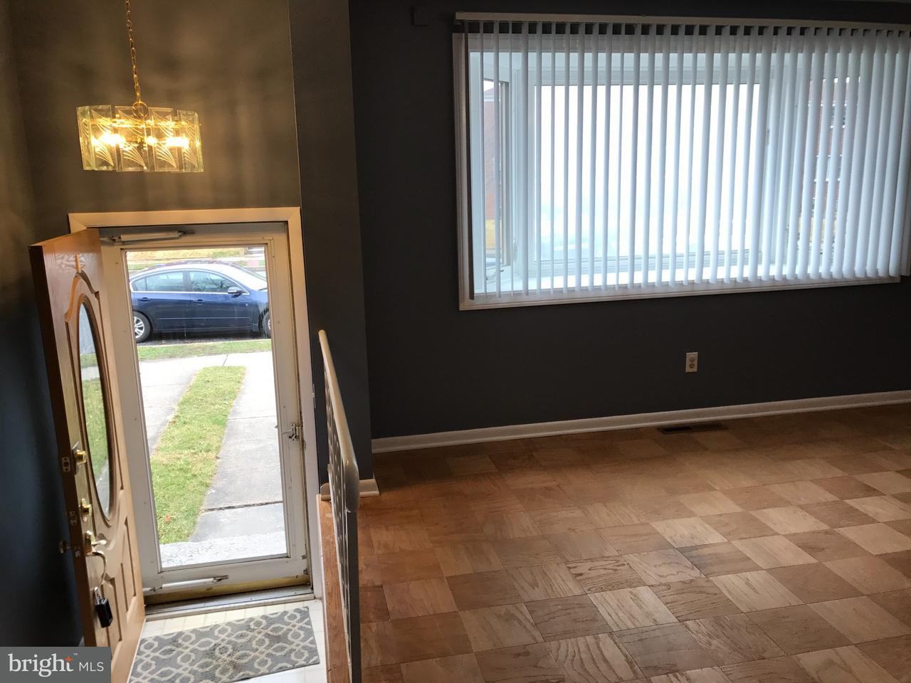 959 Circle Dr - Photo 2 of 16