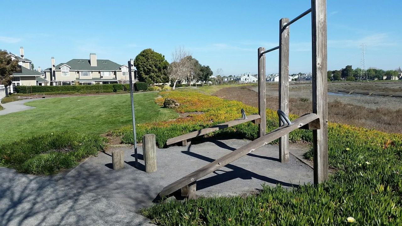 105 Manchester Ln - Photo 2 of 7