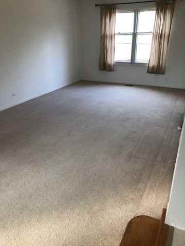 1138 S Falmore Dr - Photo 3 of 10