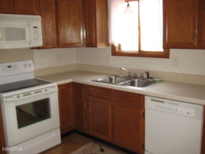 2400 Flagstone Ct - Photo 3 of 19