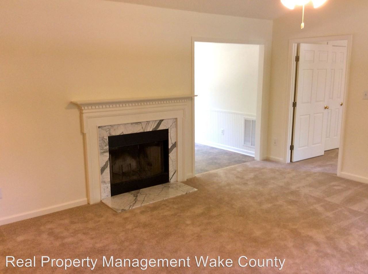 1101 Ashton Hollow Dr - Photo 2 of 15