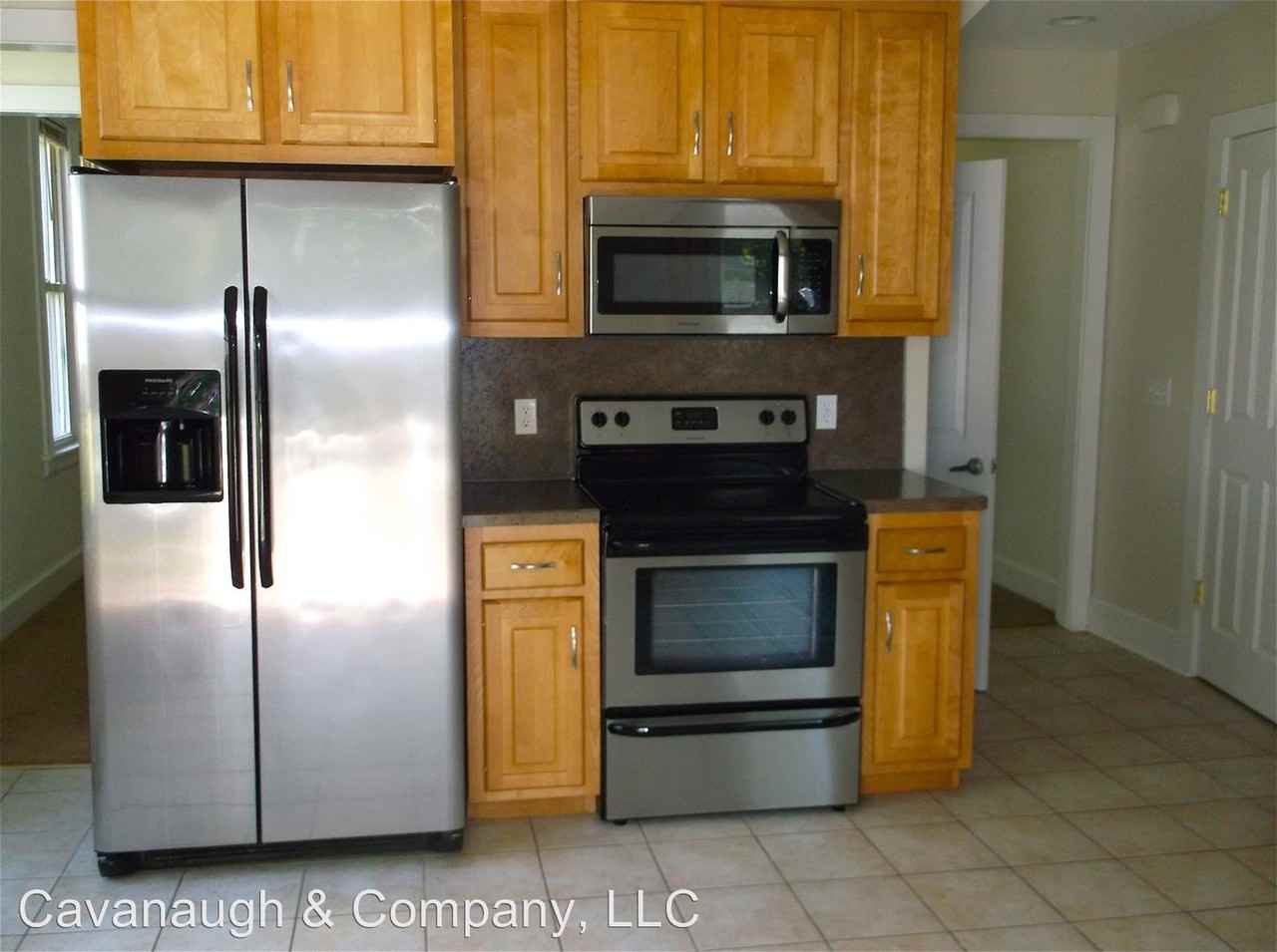 28 Nooks Hill Rd - Photo 3 of 18