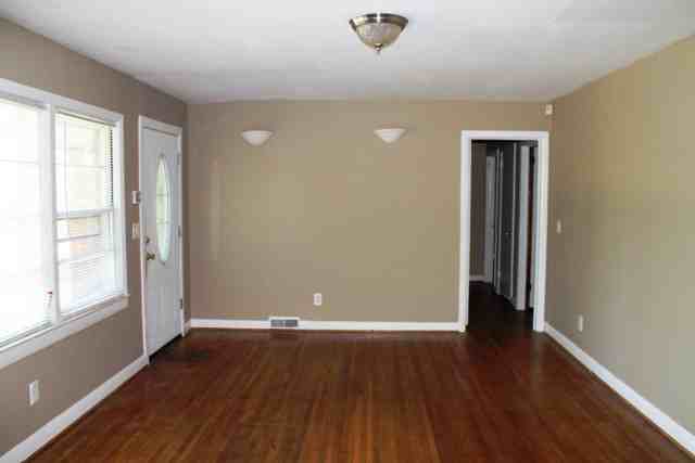 826 Delverton Rd - Photo 3 of 11