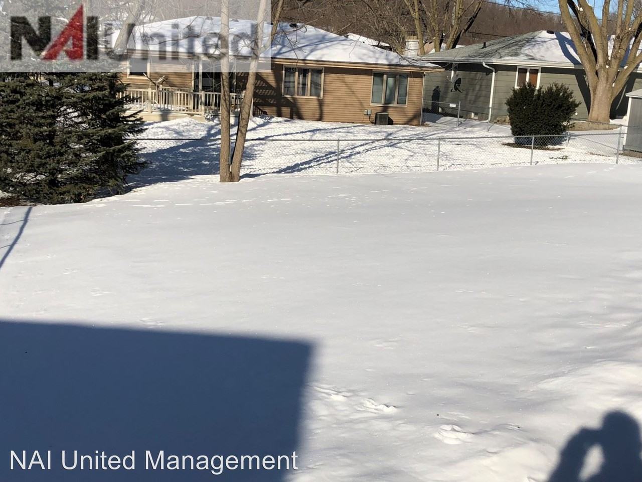 3115 Locust Ct - Photo 2 of 16