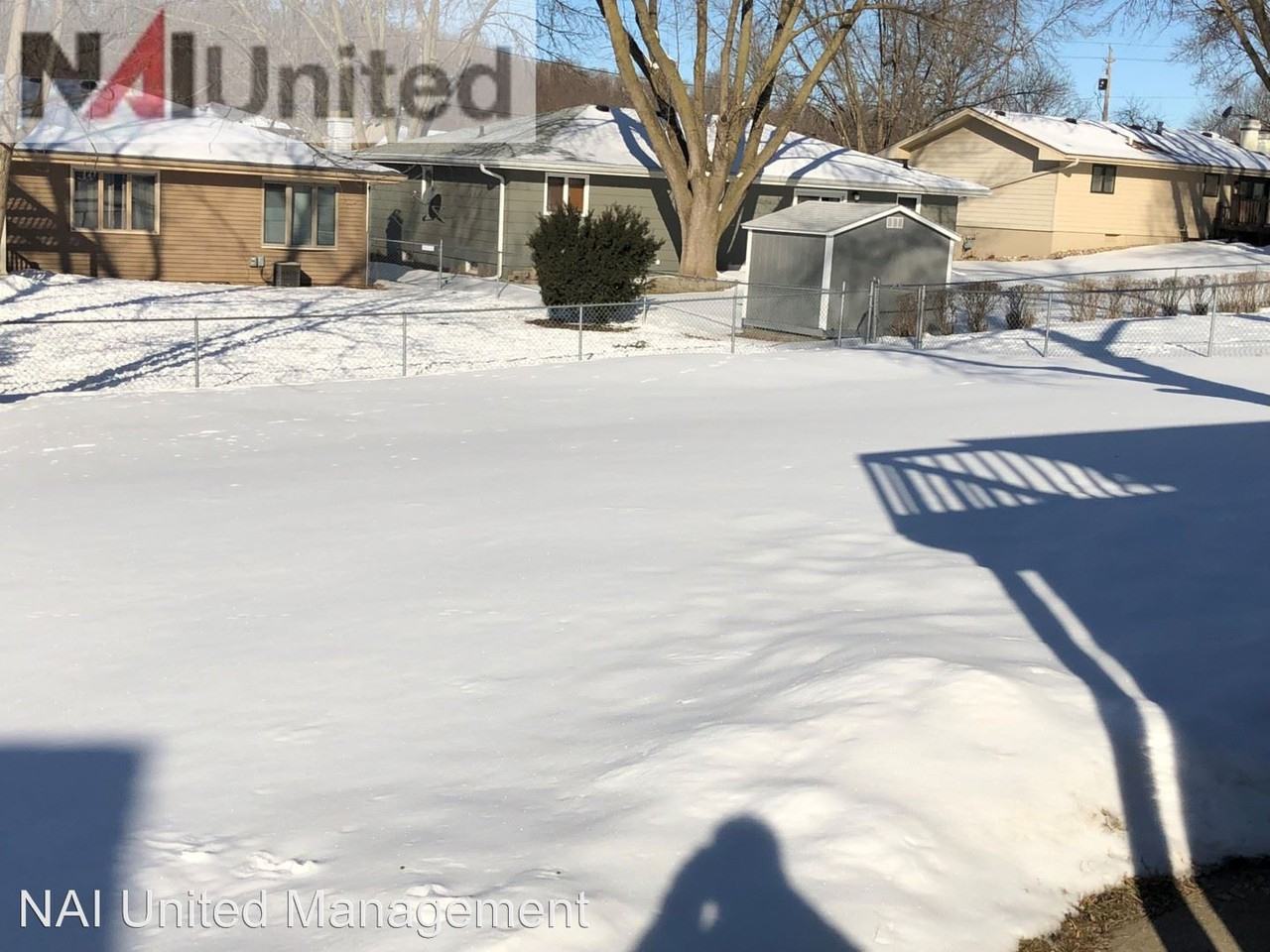 3115 Locust Ct - Photo 3 of 16