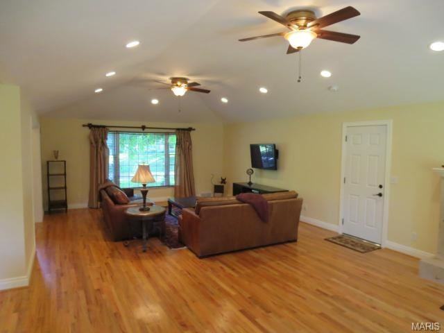 9887 Wild Deer Rd - Photo 3 of 22