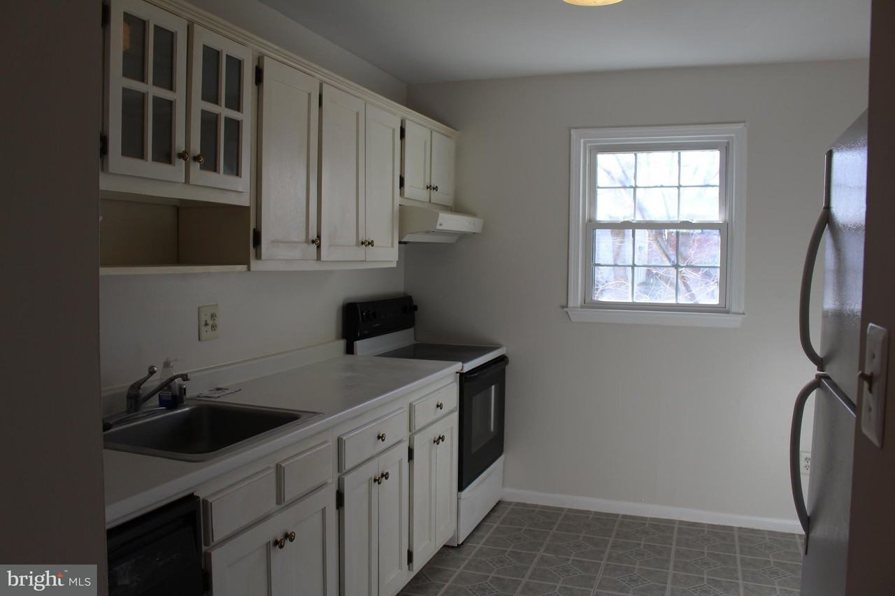 1014 Temple Ct - Photo 3 of 17