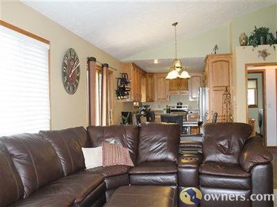 2955 Blue Moon Dr - Photo 2 of 4