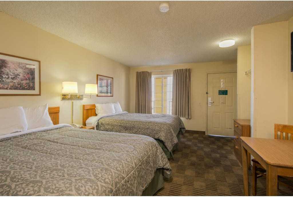 Siegel Select - Albuquerque II - Photo 2 of 6