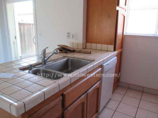 3317 Cannongate Ct - Photo 2 of 5