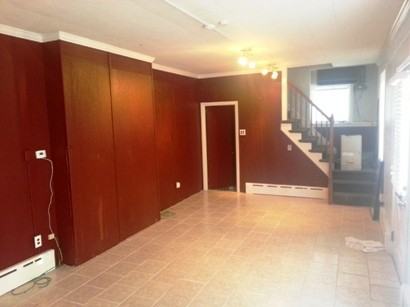 102 N Main St - Photo 2 of 5