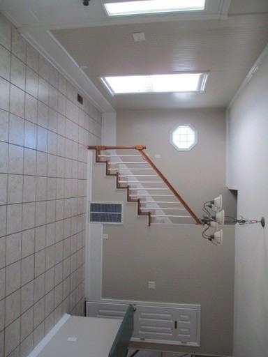 201 N Holland Point Dr - Photo 2 of 18