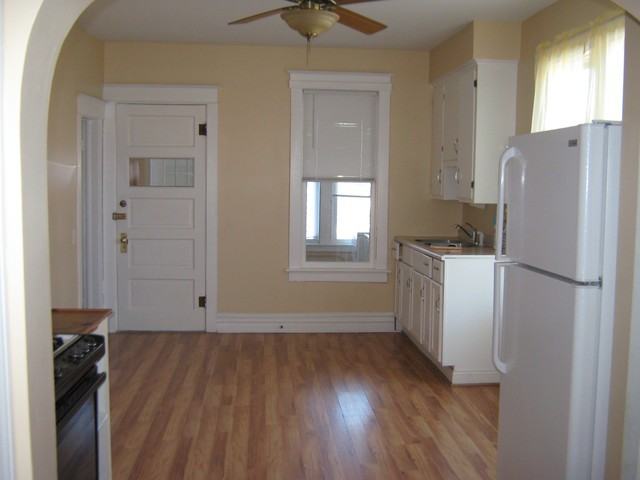 115 Moen Ave #2 - Photo 2 of 8