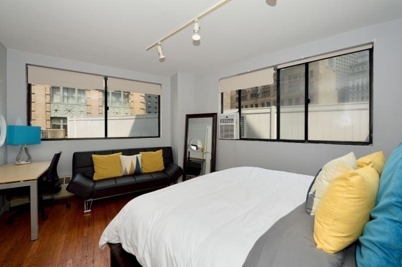 110 Greenwich Avenue