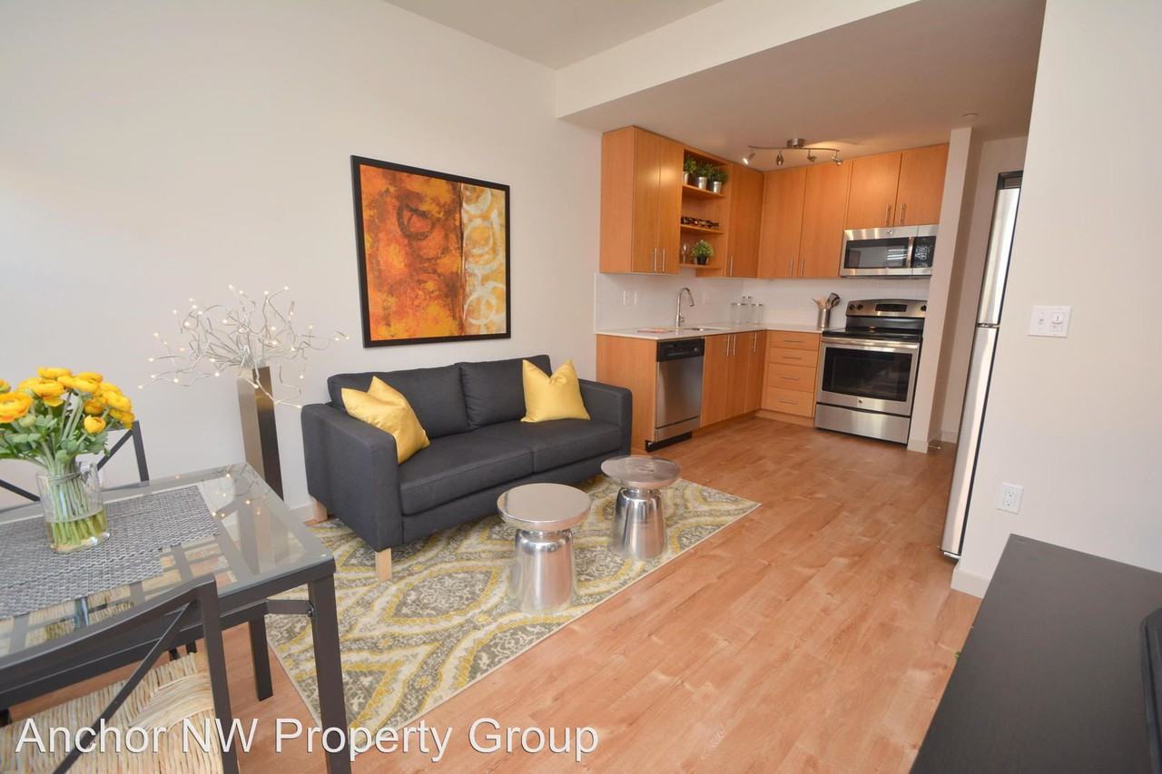 1980 SE Morrison - Photo 3 of 15