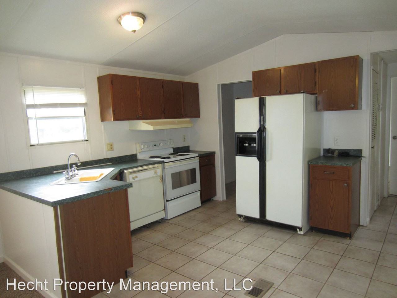 2568 Evening Dr - Photo 2 of 12