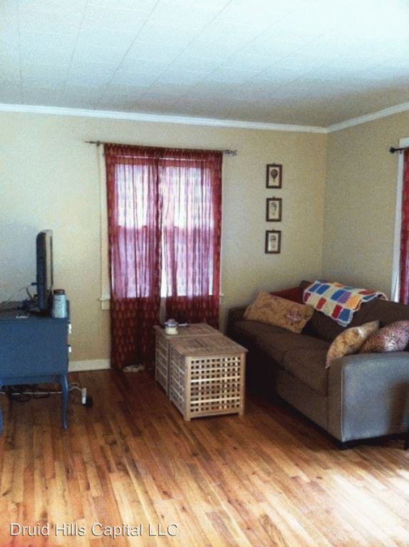 1368 Marston St SE - Photo 2 of 5
